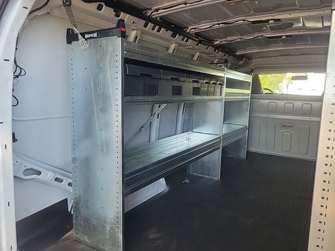 New 2025 GMC Savana 2500 Extended w/ Driver Convenience Package image 11