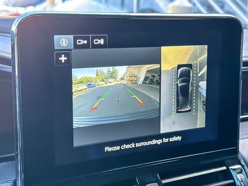 Certified 2019 Lincoln Navigator Reserve AWD/4WD image 21
