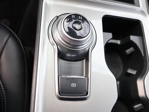 Used 2023 Ford Edge SEL image 30