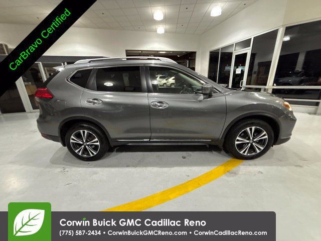 Used 2017 Nissan Rogue SL FWD image 6