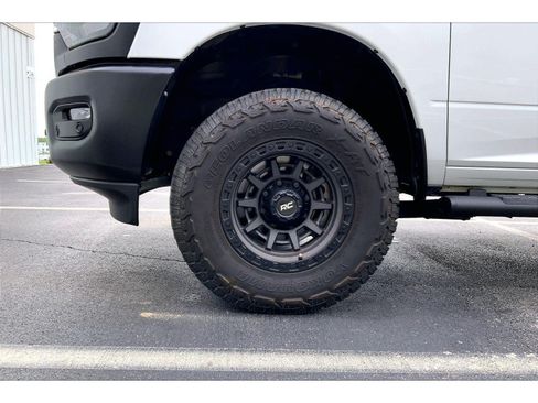 Used 2025 RAM 2500 Tradesman AWD/4WD image 9