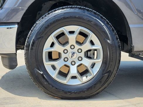 Used 2023 Ford F150 XLT AWD/4WD image 11
