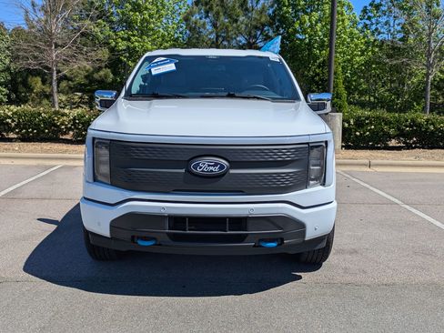Certified 2025 Ford F150 Lightning Flash AWD/4WD image 9