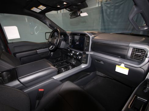 New 2025 Ford F150 XLT w/ Equipment Group 302A MID image 20