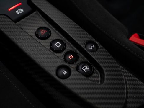 Used 2015 McLaren P1 RWD image 22