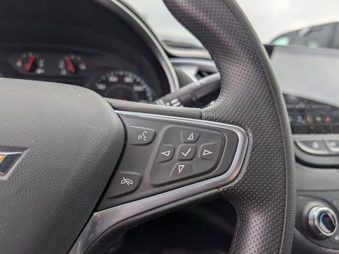Used 2023 Chevrolet Malibu LT image 11