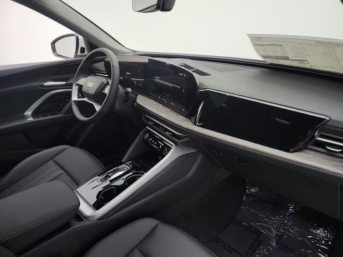 New 2025 Audi Q5 Premium image 16