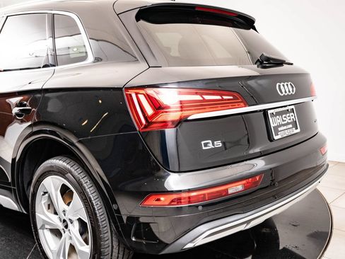 Used 2021 Audi Q5 Prestige w/ Prestige Package AWD/4WD image 19