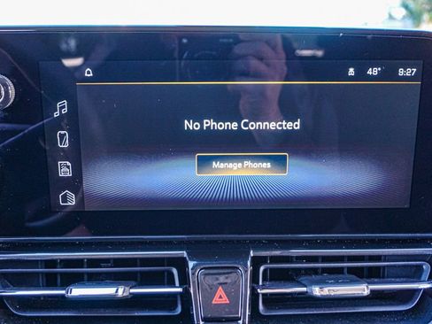 Used 2025 Chevrolet TrailBlazer LT image 31