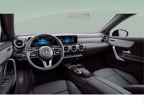 Used 2022 Mercedes-Benz A 220 image 41
