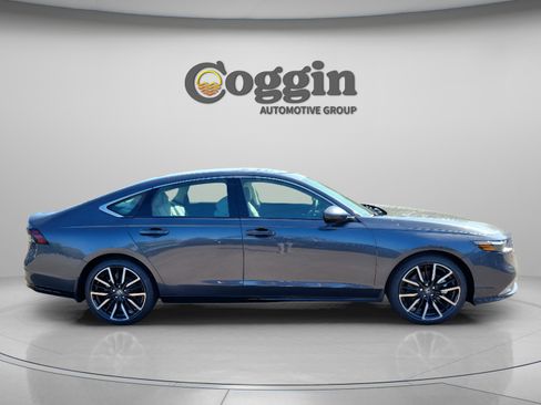 New 2025 Honda Accord Touring image 5