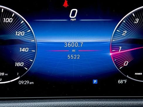 Certified 2026 Mercedes-Benz GLB 250 4MATIC image 11