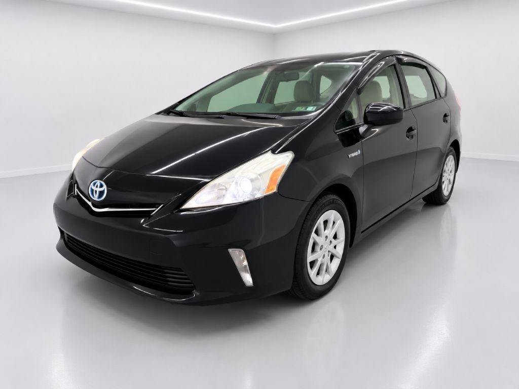 Used 2012 Toyota Prius V Three FWD image 7