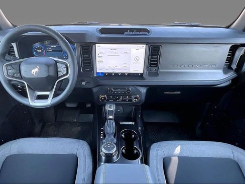 Used 2025 Ford Bronco 2-Door AWD/4WD image 9
