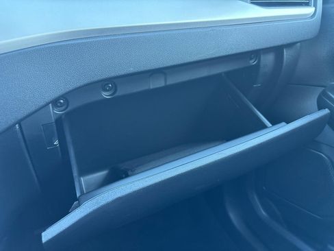 Used 2020 Ford Escape SE Sport image 29