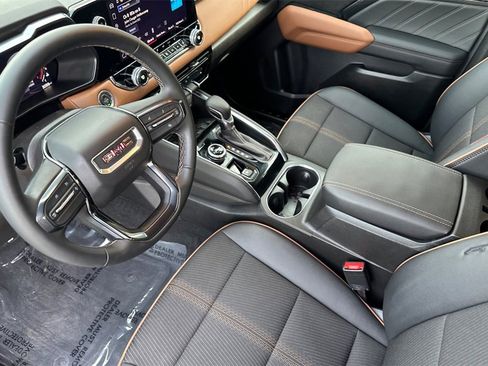 Used 2025 GMC Canyon AT4 image 11