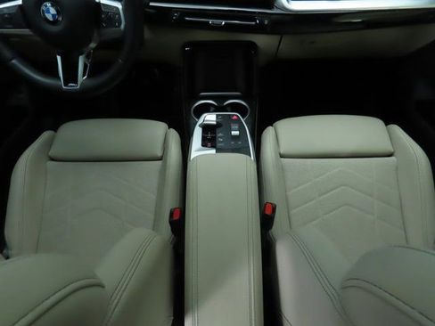 Used 2023 BMW X1 xDrive28i w/ Premium Package image 17