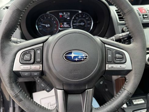 Used 2018 Subaru Forester 2.5i Touring image 12