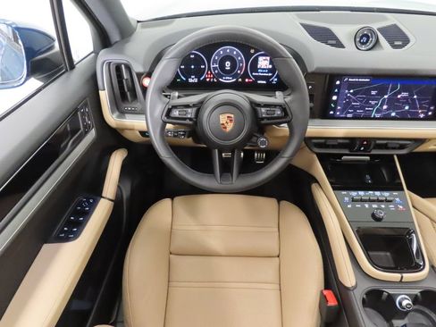 Certified 2026 Porsche Cayenne S AWD/4WD image 16