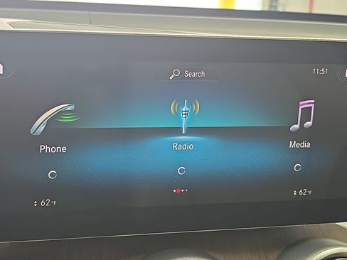 Used 2021 Mercedes-Benz GLC 300 4MATIC image 21