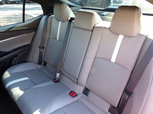 Used 2025 Toyota Camry SE image 22