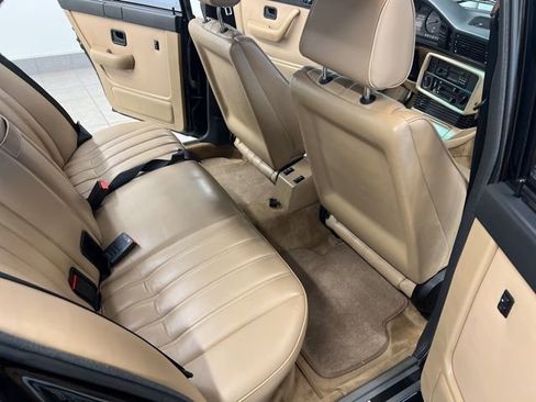 Used 1988 BMW M5 image 22