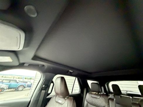 Used 2026 Ford Explorer Platinum w/ LUX Leather Package AWD/4WD image 48