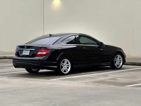 Used 2015 Mercedes-Benz C 250 Coupe image 7