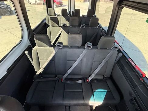 Used 2019 Mercedes-Benz Sprinter 2500 image 20