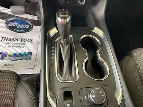 Used 2019 Chevrolet Traverse LT w/ LPO, Floor Liner Package AWD/4WD image 18