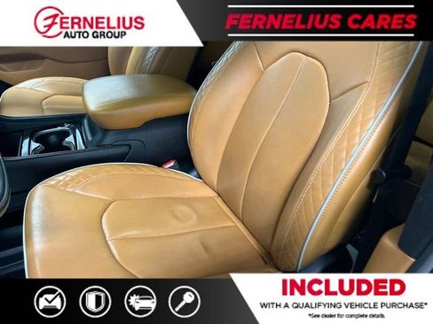 Used 2021 Chrysler Pacifica Pinnacle AWD/4WD image 34