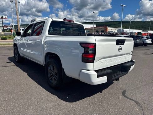 Certified 2025 Nissan Frontier SV w/ SV Convenience Package AWD/4WD image 7