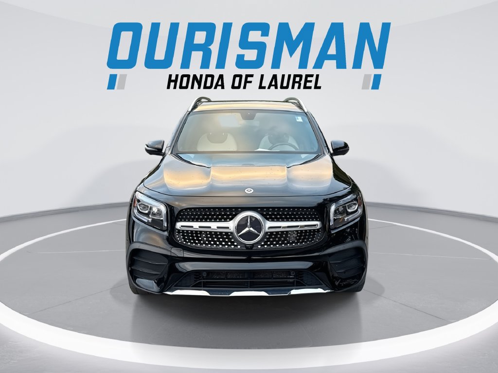 Used 2023 Mercedes-Benz GLB 250 4MATIC w/ AMG Line image 3
