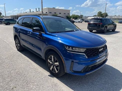 Used 2023 Kia Sorento S w/ Panoramic Sunroof Package FWD image 1