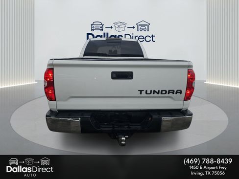 Used 2017 Toyota Tundra SR5 w/ SR5 Upgrade Package image 7