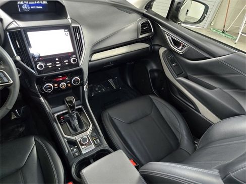 Used 2022 Subaru Forester Limited w/ Popular Package #3 image 18
