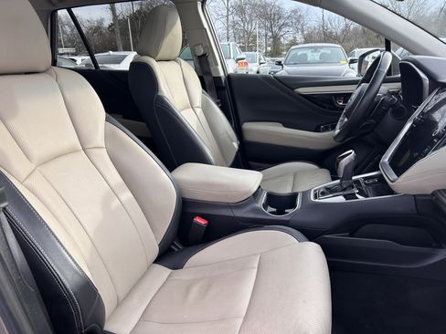 Used 2020 Subaru Outback Limited image 26