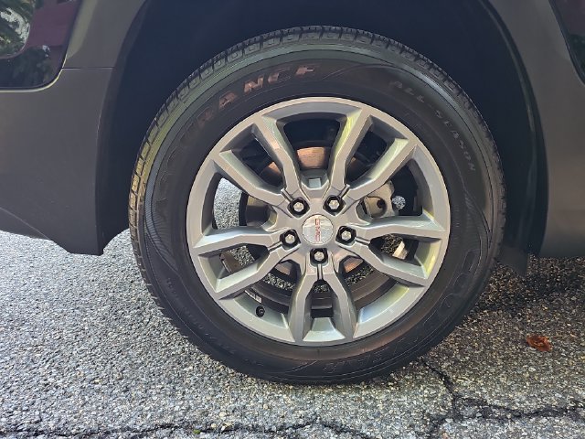 Used 2024 GMC Terrain SLT AWD/4WD image 23