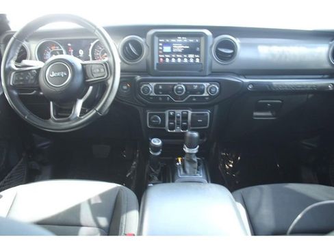 Used 2022 Jeep Wrangler Unlimited Sport AWD/4WD image 14