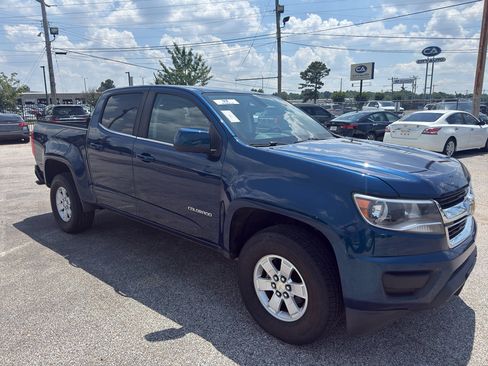 Used 2020 Chevrolet Colorado W/T w/ WT Convenience Package AWD/4WD image 1