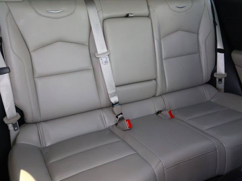 Used 2020 Cadillac XT4 Luxury FWD image 24