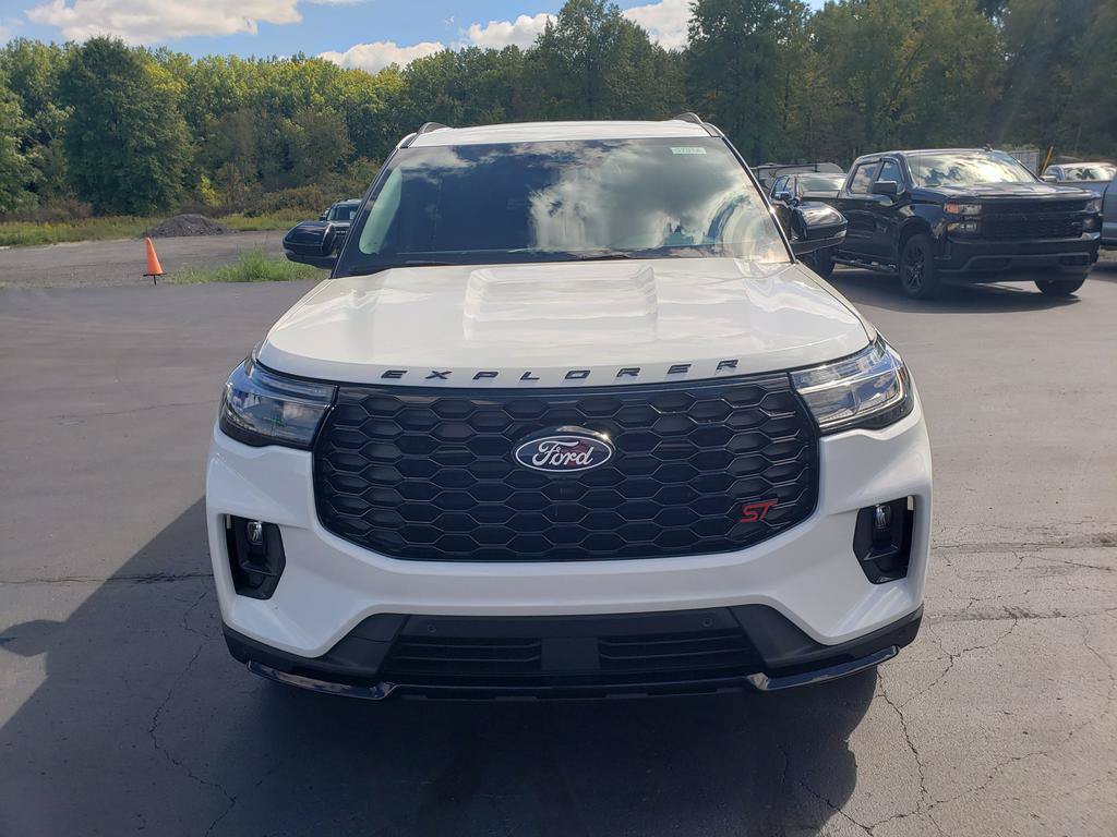New 2027 Ford Explorer ST w/ Sun And Sound Package AWD/4WD image 2