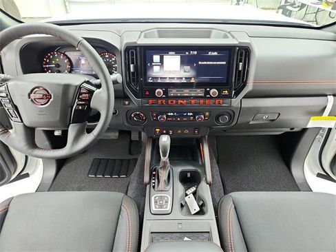 New 2026 Nissan Frontier PRO-4X w/ Pro-4x Convenience Package image 25