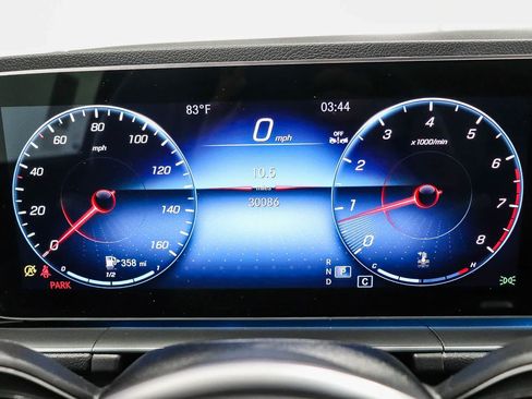 Used 2023 Mercedes-Benz GLE 350 4MATIC image 25