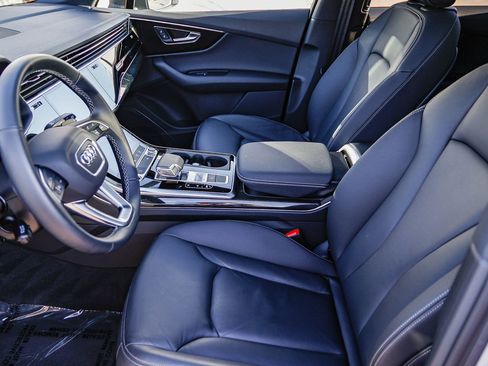 Certified 2025 Audi Q7 2.0T Premium w/ Convenience Package image 20