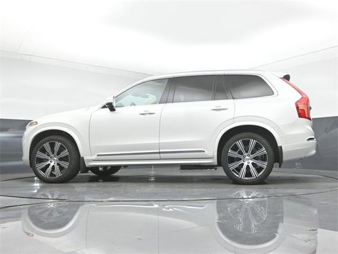 Used 2024 Volvo XC90 B5 Plus w/ Protection Package Premier image 41