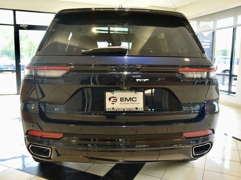 Used 2023 Jeep Grand Cherokee 30th Anniversary AWD/4WD image 5