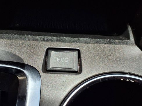 Used 2012 GMC Terrain SLE FWD image 10