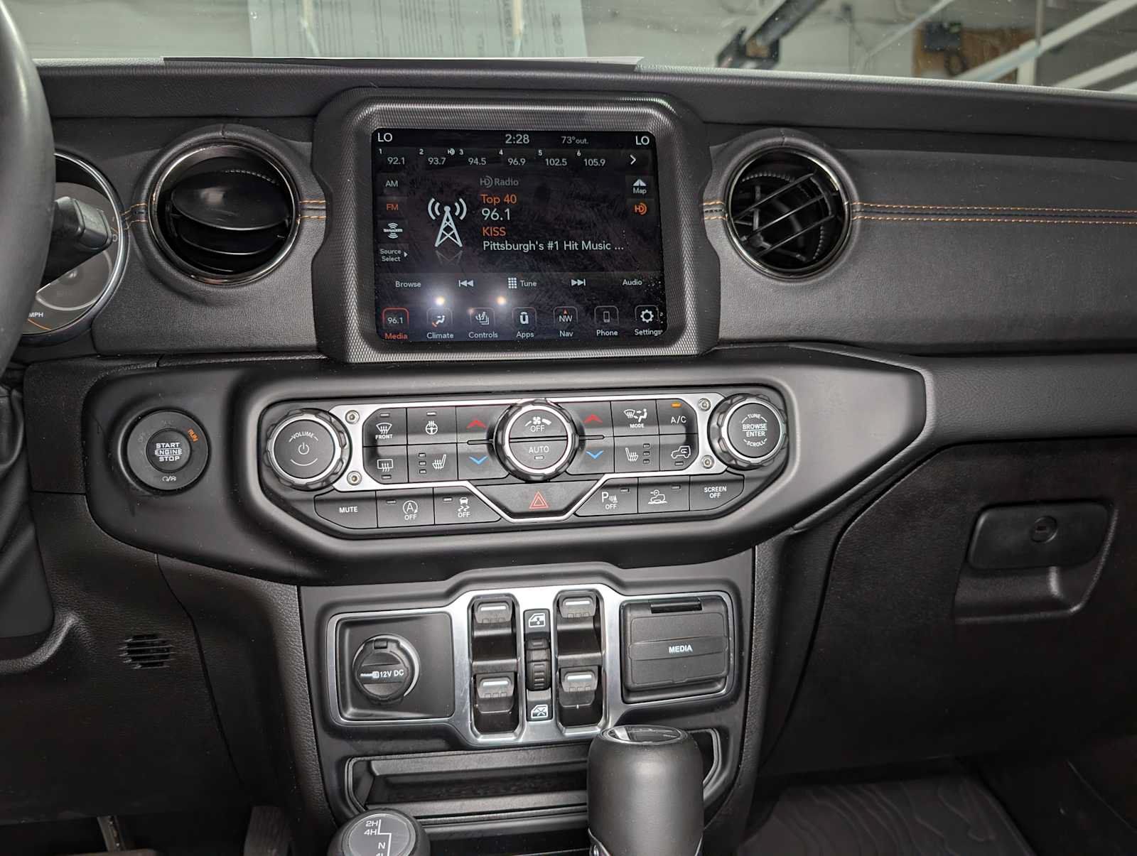 Used 2023 Jeep Gladiator Overland AWD/4WD image 33