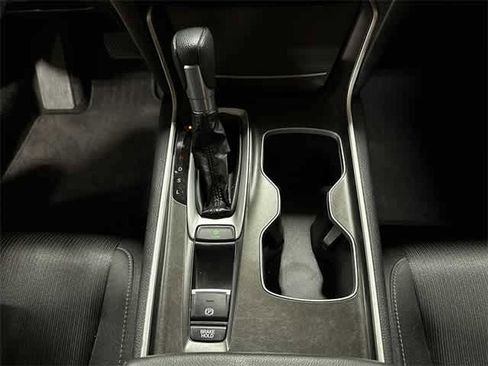 Used 2019 Honda Accord LX image 41